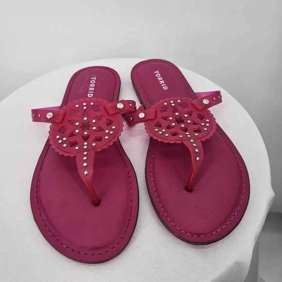 Torrid Hot Pink Cutout Sandals Women’s Size 7WW Extra Wide – Summer Beach Flat - Picture 5 of 5